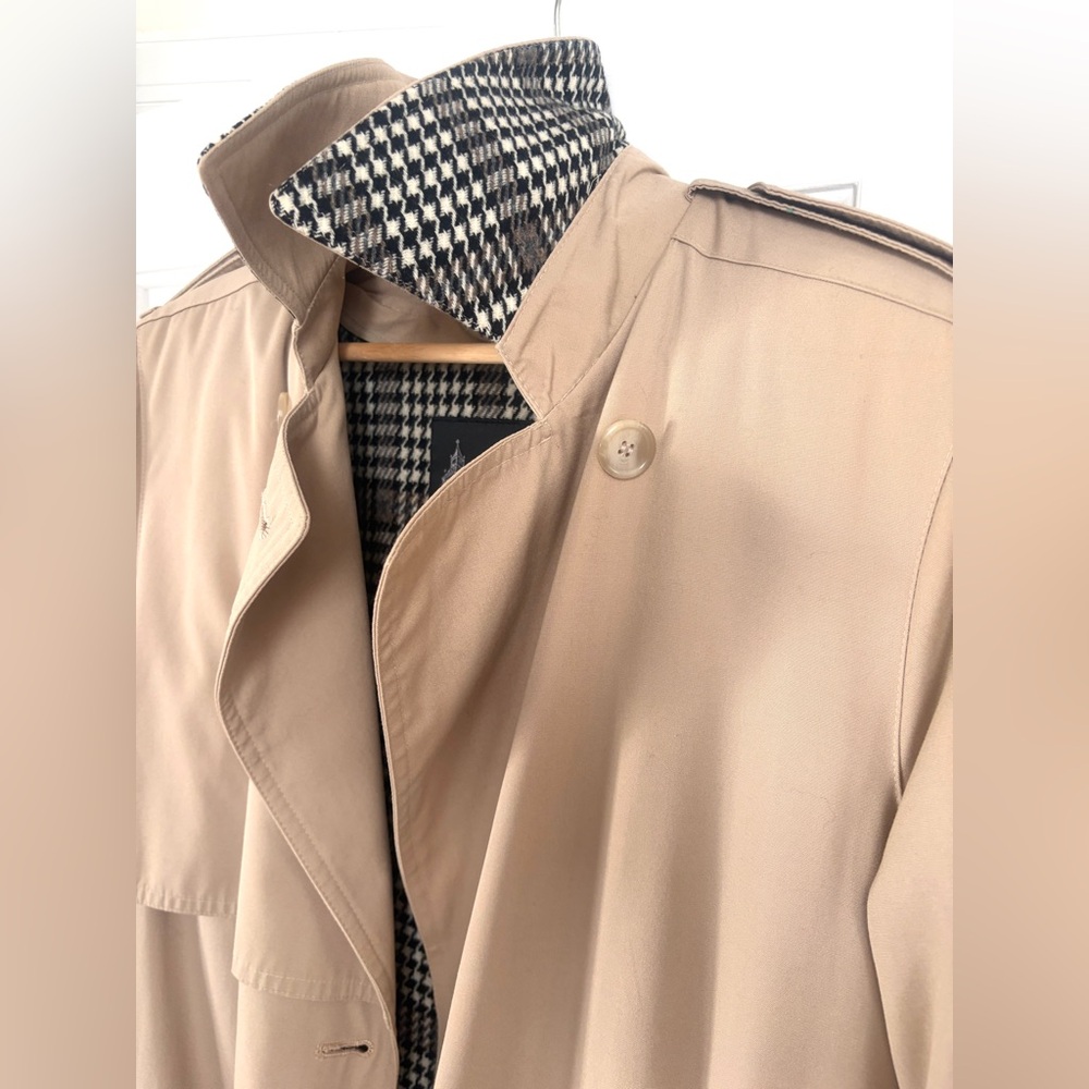 London Fog Khaki Trench Coat - Picture 5 of 7